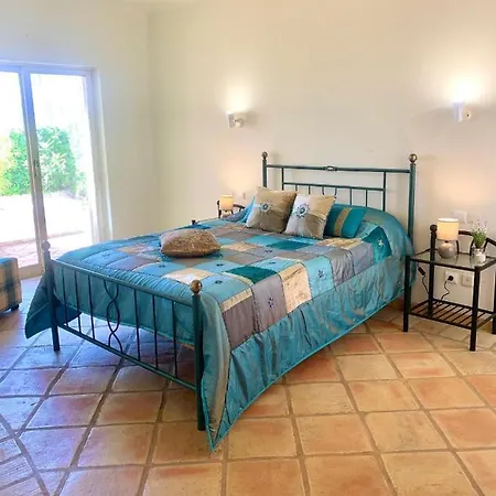 Amendoeiras 52 * Албуфейра